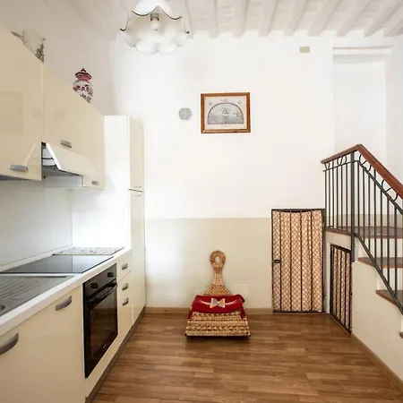 Nuova Sotto La Torre Del Mangia Apartment *