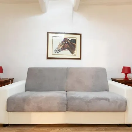 Nuova Sotto La Torre Del Mangia Apartment *