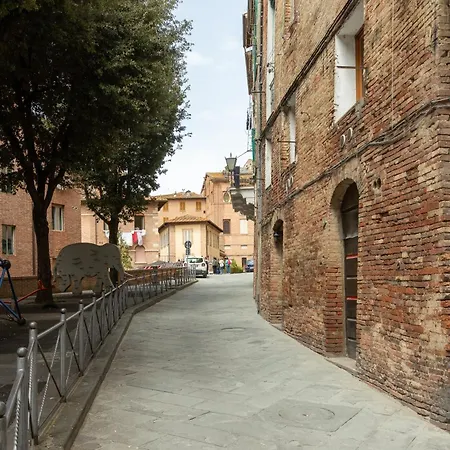 Apartamento Nuova Sotto La Torre Del Mangia Siena